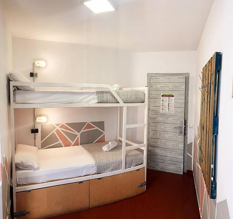 Auberge de jeunesse Loft Apart&hostal Lloret de Mar